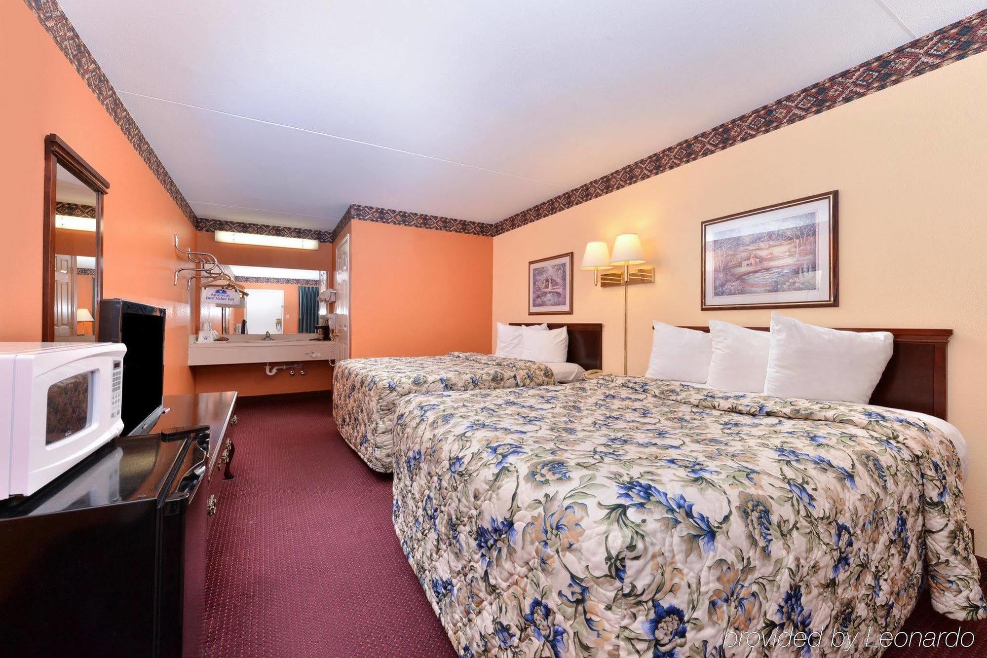 Americas Best Value Inn Ozark Exterior photo